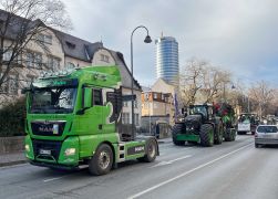 Ueber Zehn Kilometer Protestlawine Waelzte Sich Durch Jena 34